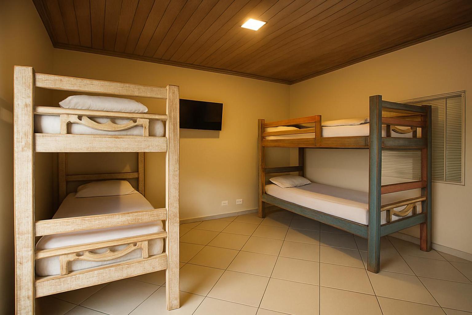 Hotel Casa Rosada Ilhabela